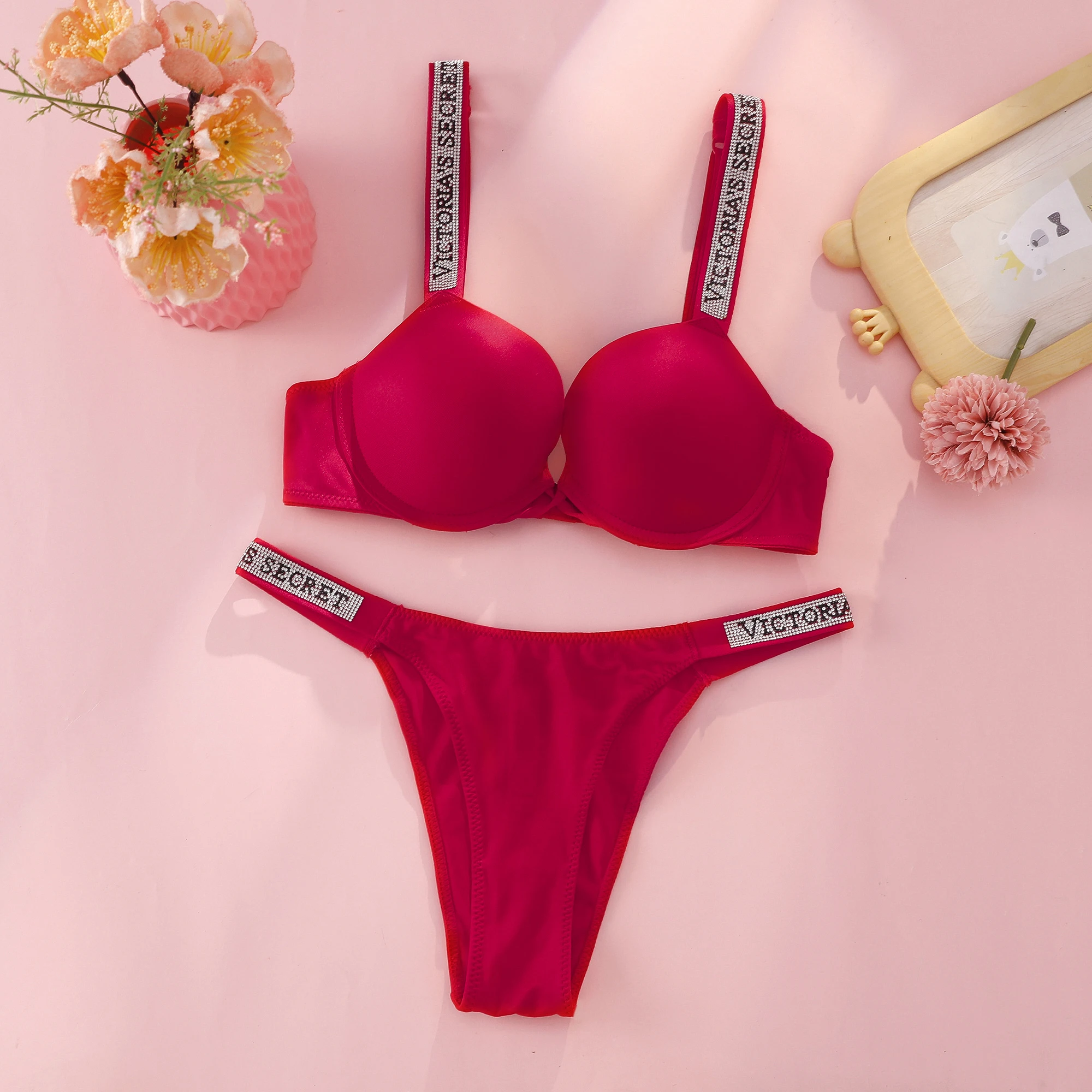 Conjunto de sujetador push-up  - Beauty Makeup Louis Vuitton reseña y precio